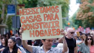 ¿Regular los alquileres o construir más pisos?